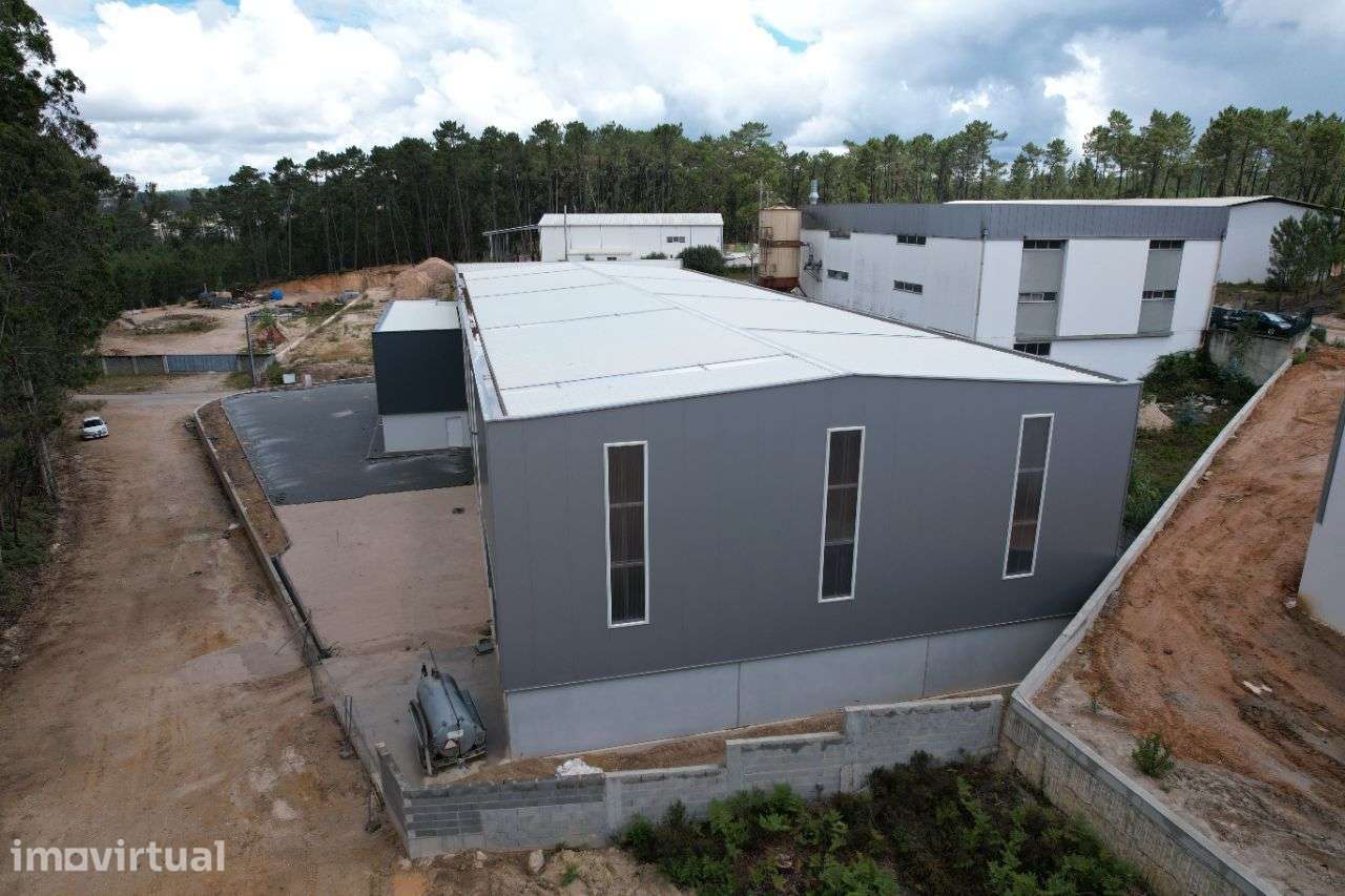 Armazém na Zona Industrial das Matas - Grande imagem: 5/23