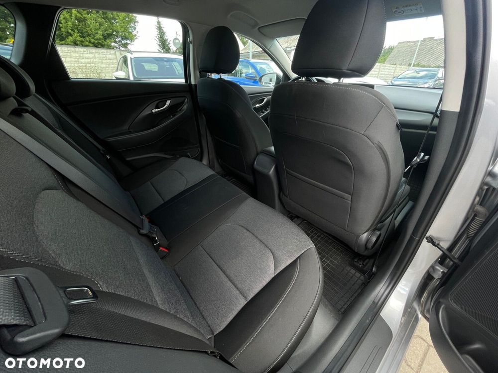 Hyundai i30 1.5 T-GDI 48V Smart DCT - 16