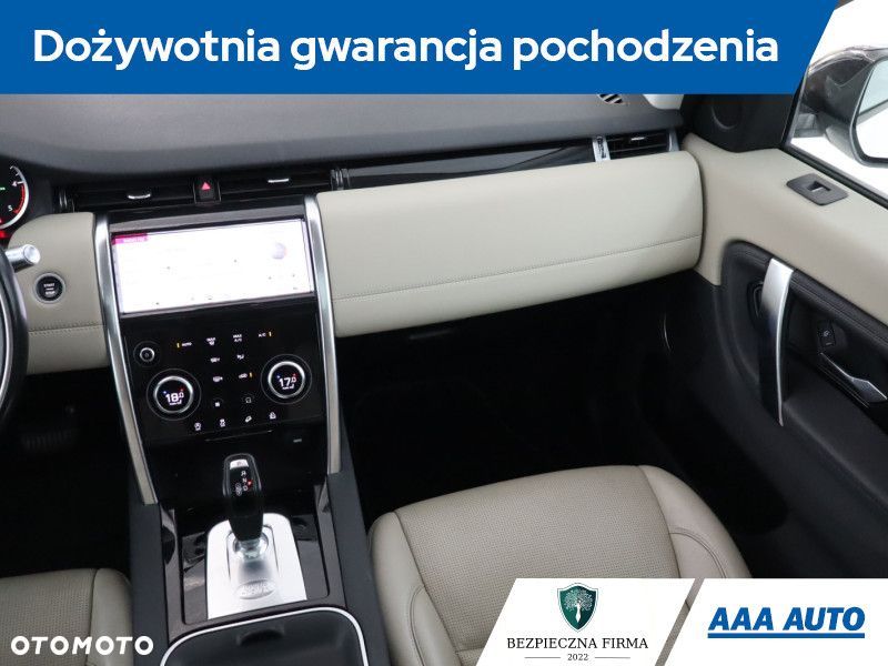 Land Rover Discovery Sport - 10
