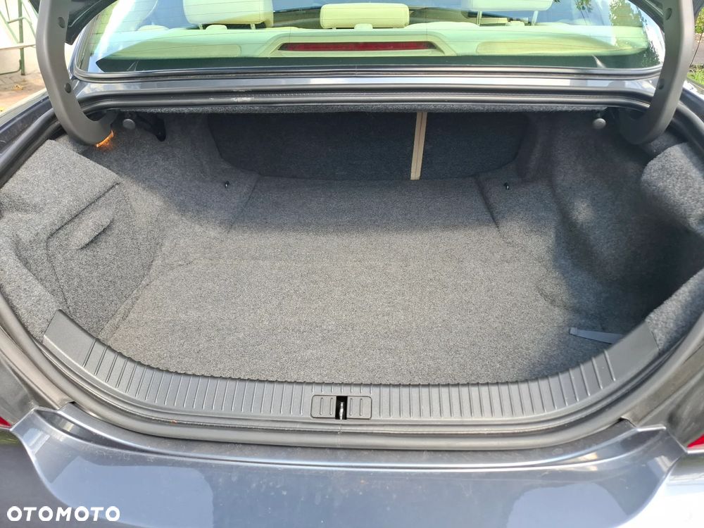 Jaguar S-Type 3.0 V6 Executive - 23