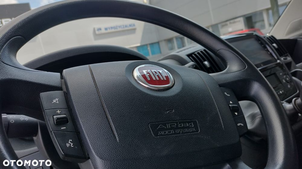 Fiat Ducato furgon L2H2 – 3,3t salon PL – ASO – czujniki – drzwi 180 - 19