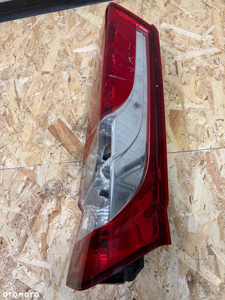 Lampa prawa tylna Iveco Daily 2014- - 4