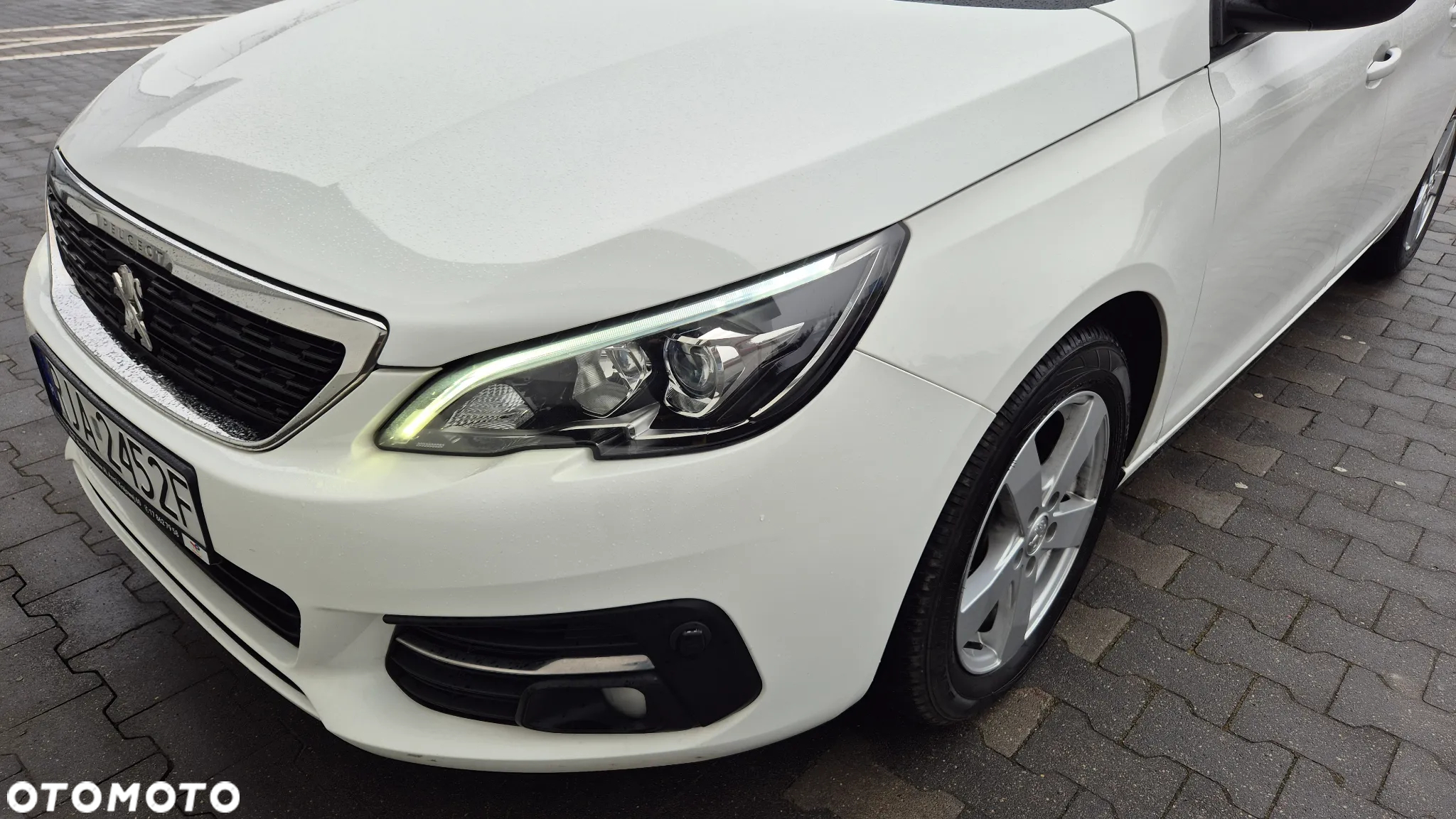 Peugeot 308 SW PureTech 130 Stop & Start Style - 24