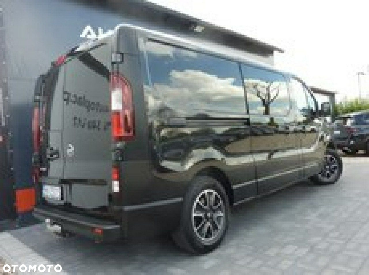 Nissan NV300 - 4