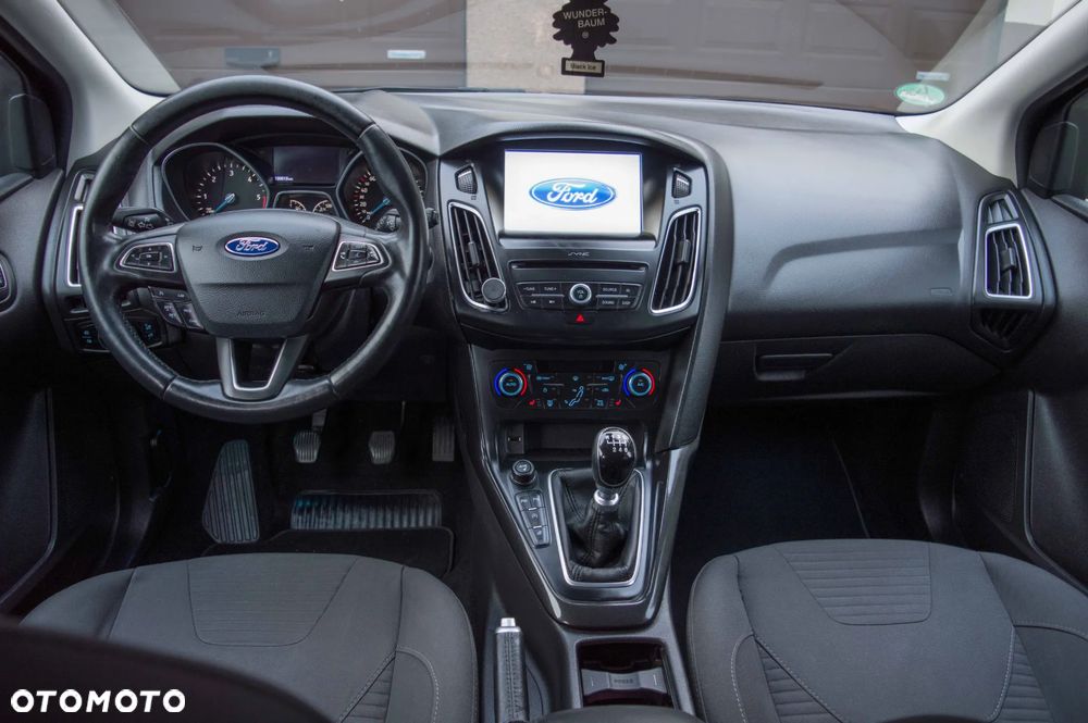 Ford Focus - 15