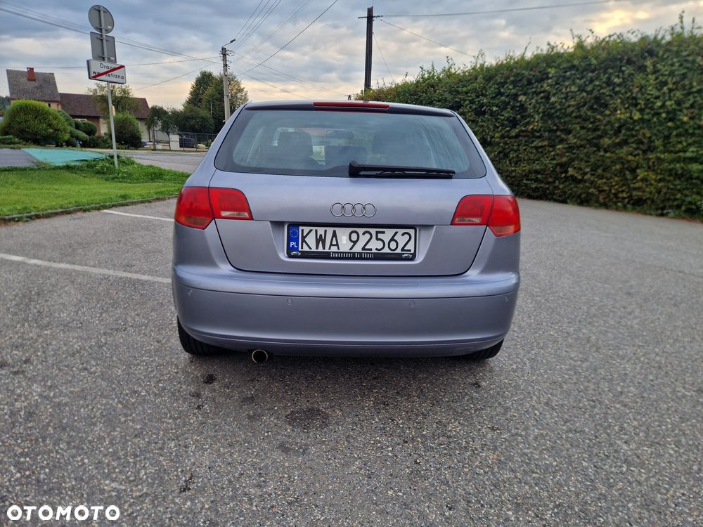 Audi A3 Sportback - 6