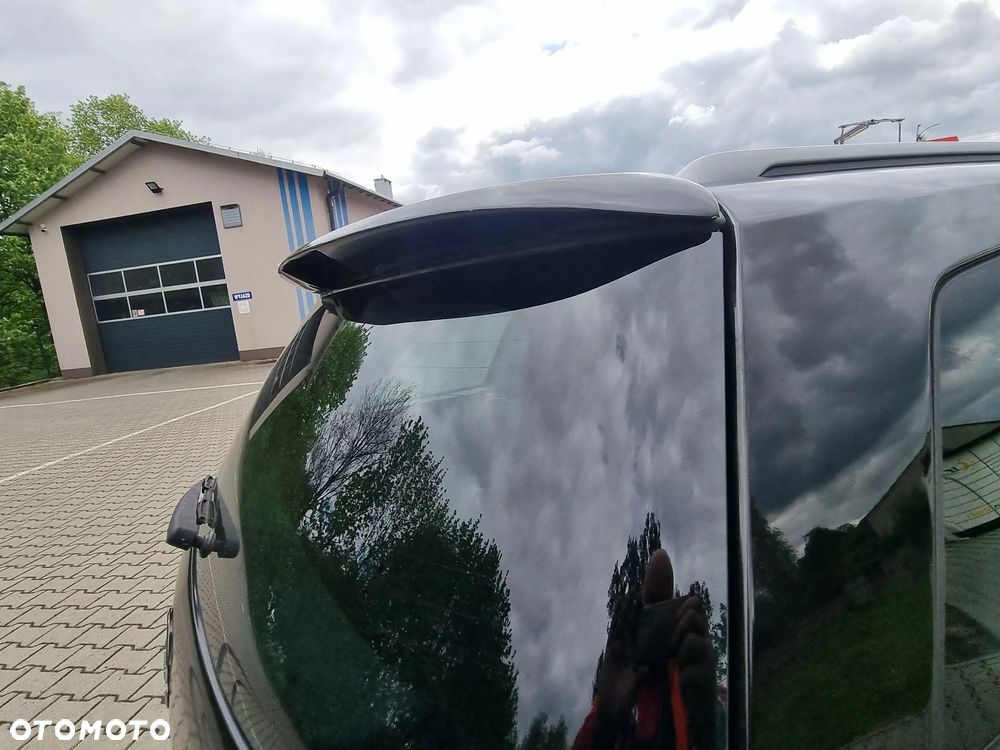 Opel Astra 2.0 T Cosmo - 16