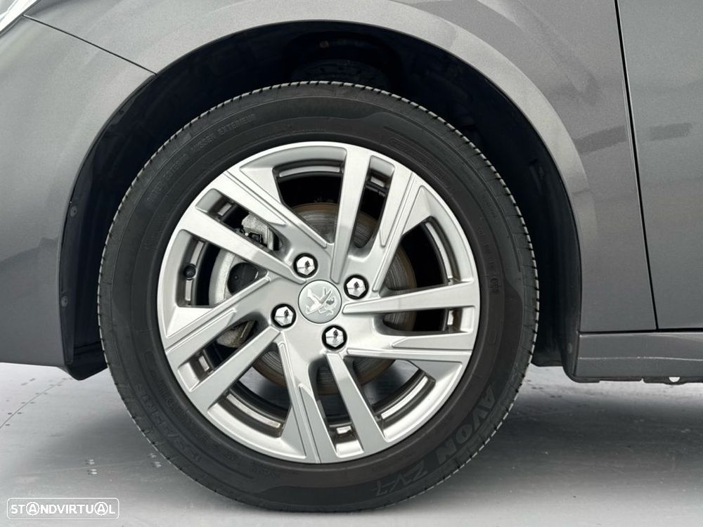 Peugeot 208 1.2 PureTech Active Pack - 16