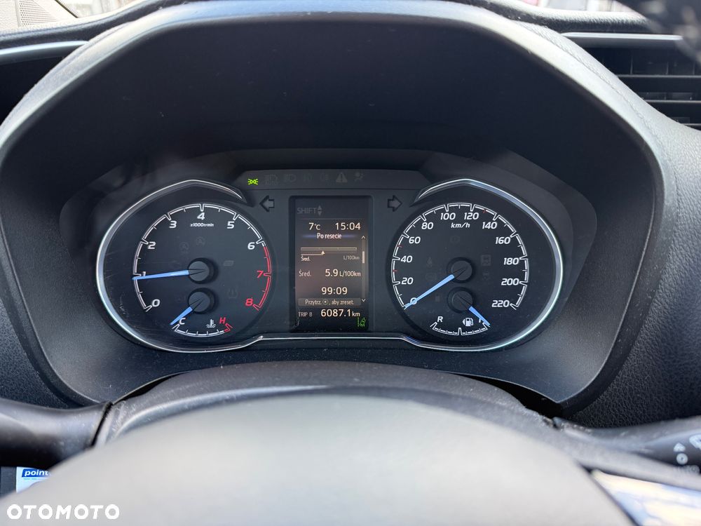 Toyota Yaris 1.5 Premium - 11