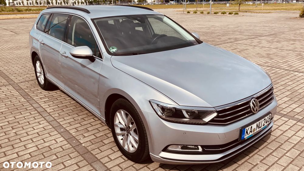 Volkswagen Passat 2.0 TDI SCR DSG Business - 1