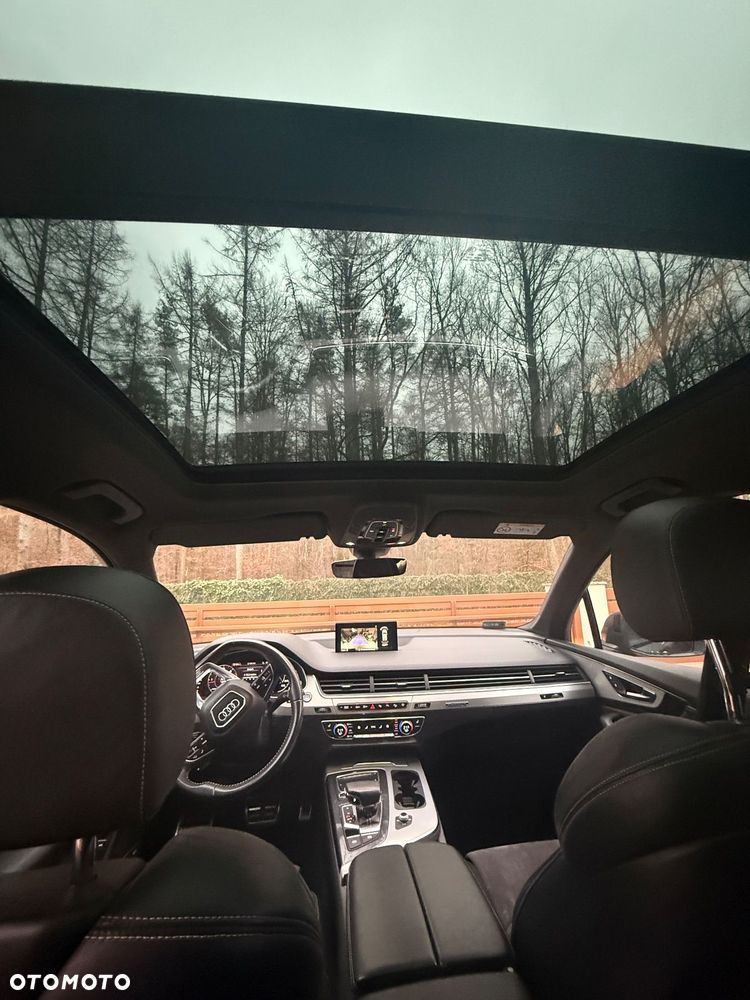 Audi Q7 - 25