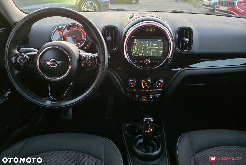 MINI Countryman Cooper D - 17