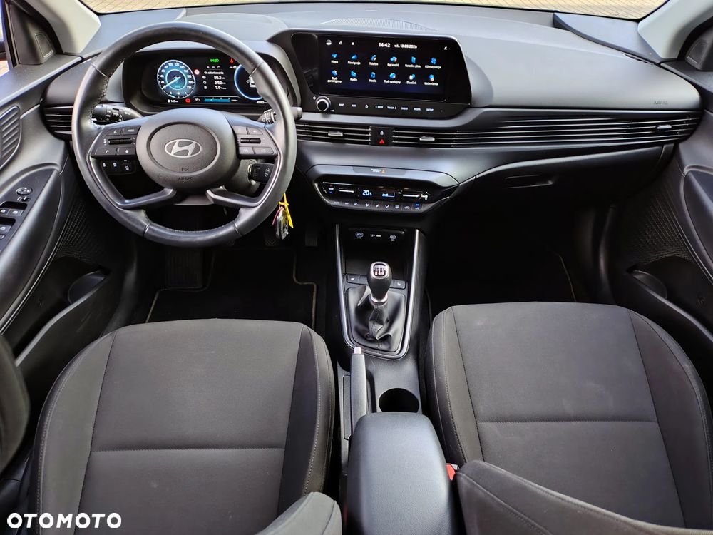Hyundai i20 1.2 Modern - 12