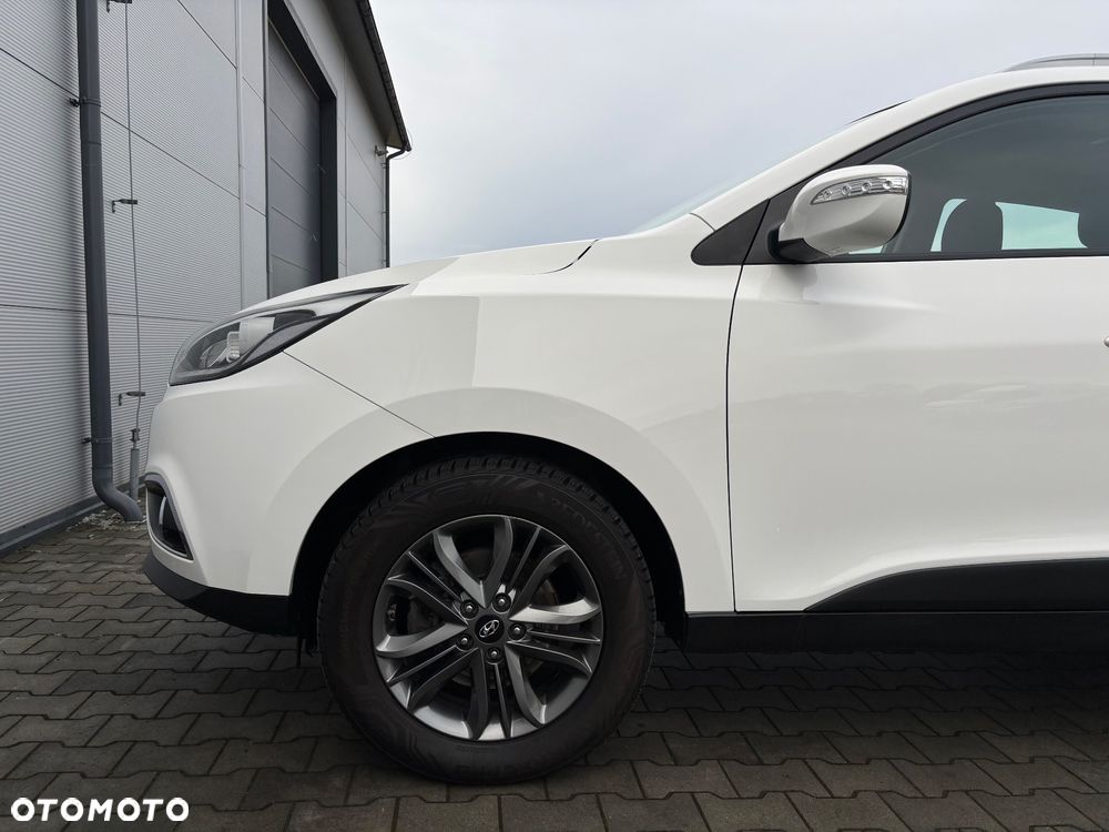 Hyundai ix35 1.6 2WD Fifa World Cup Edition - 16