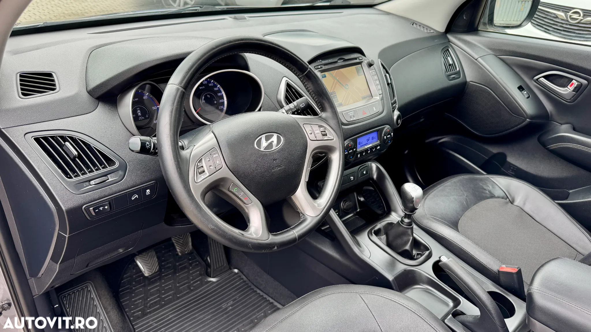 Hyundai ix35 2.0 CRDI 2WD Style - 9
