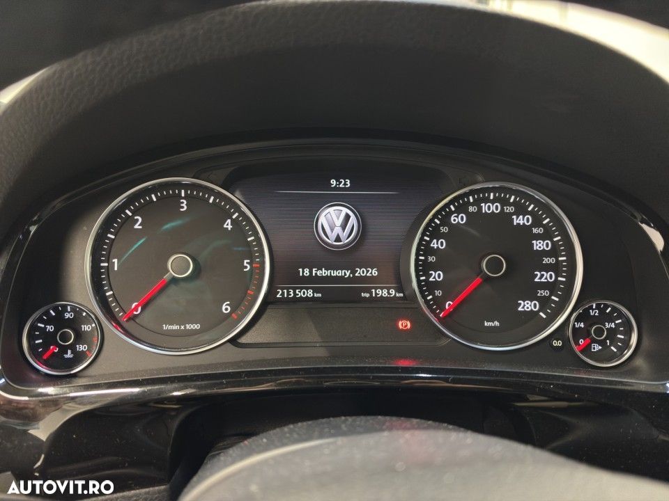 Volkswagen Touareg - 9