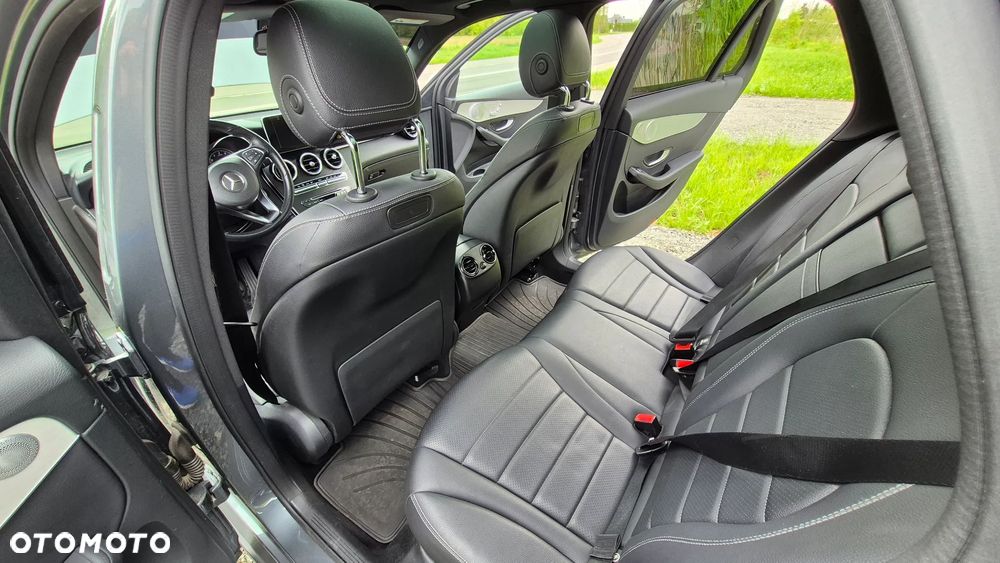 Mercedes-Benz GLC 300 4-Matic - 12