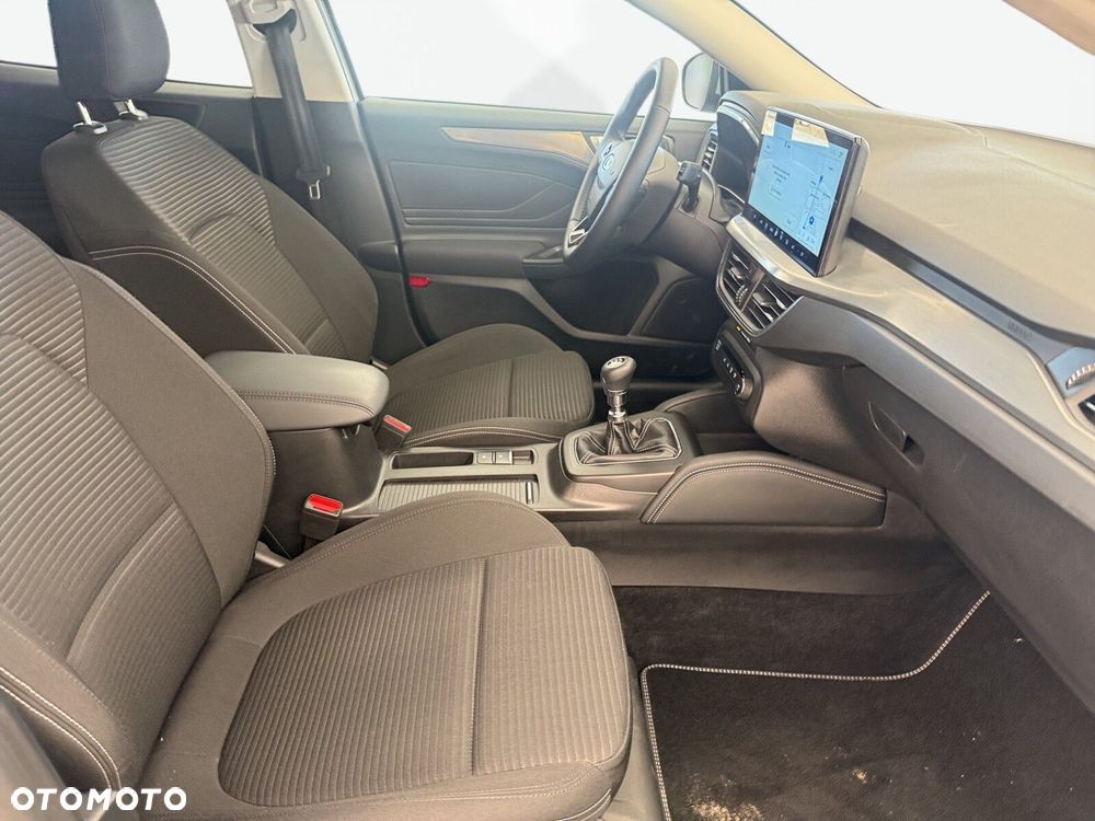 Ford Focus - 14