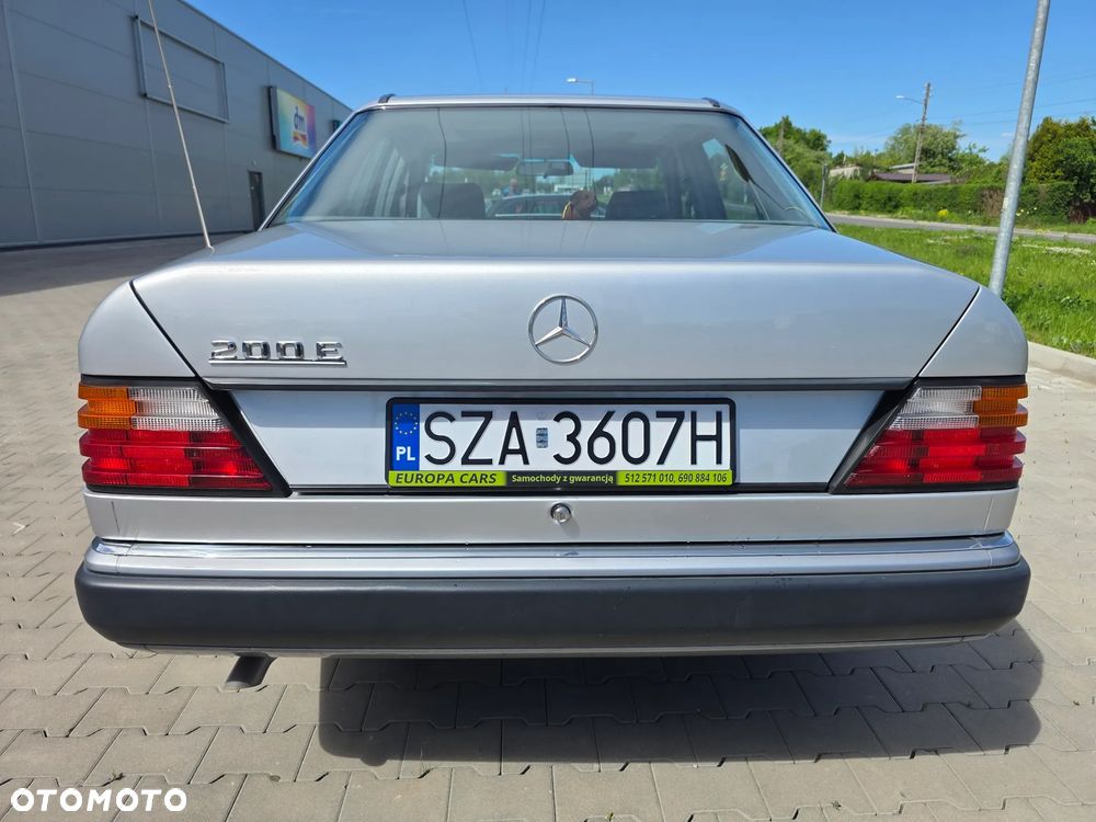 Mercedes-Benz W124 (1984-1993) - 25