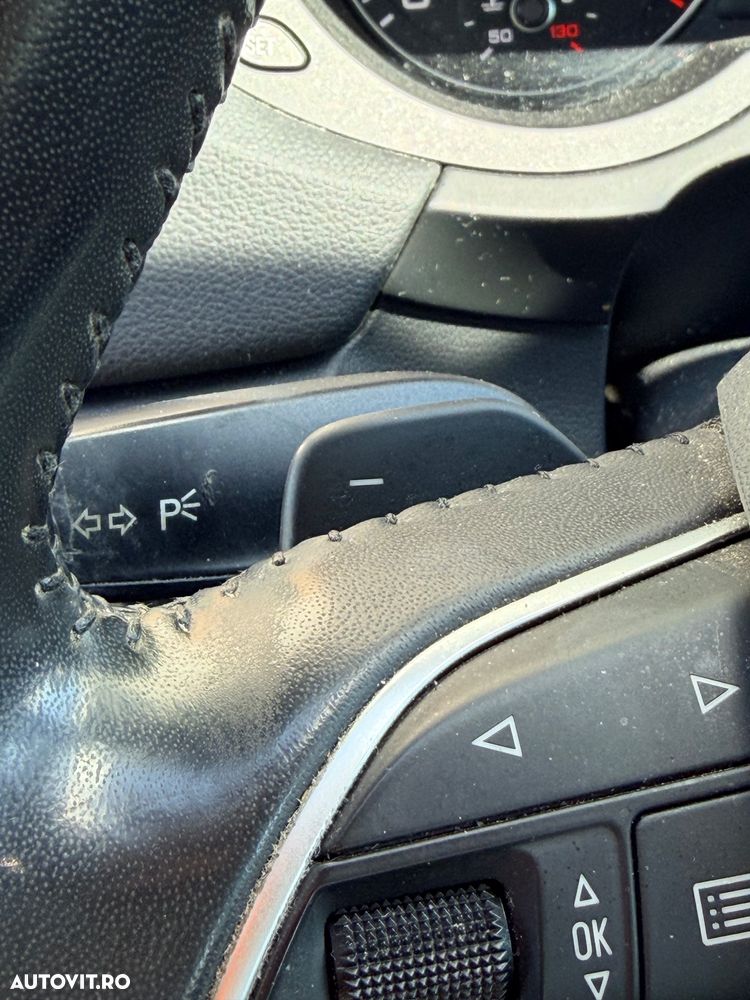 Audi Q3 2.0 TDI Quattro Stronic Design - 12