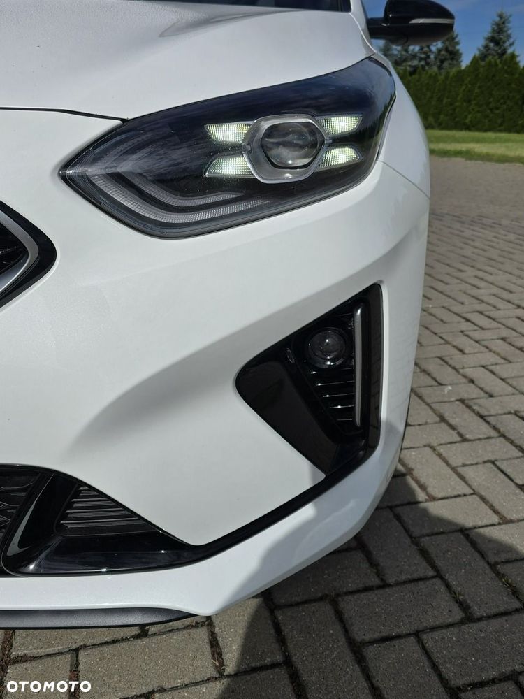 Kia Ceed - 9