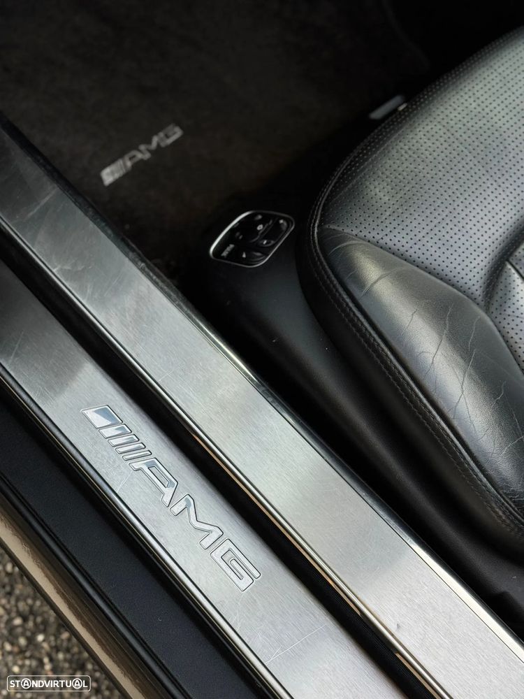 Mercedes-Benz SL 63 AMG Standard - 7
