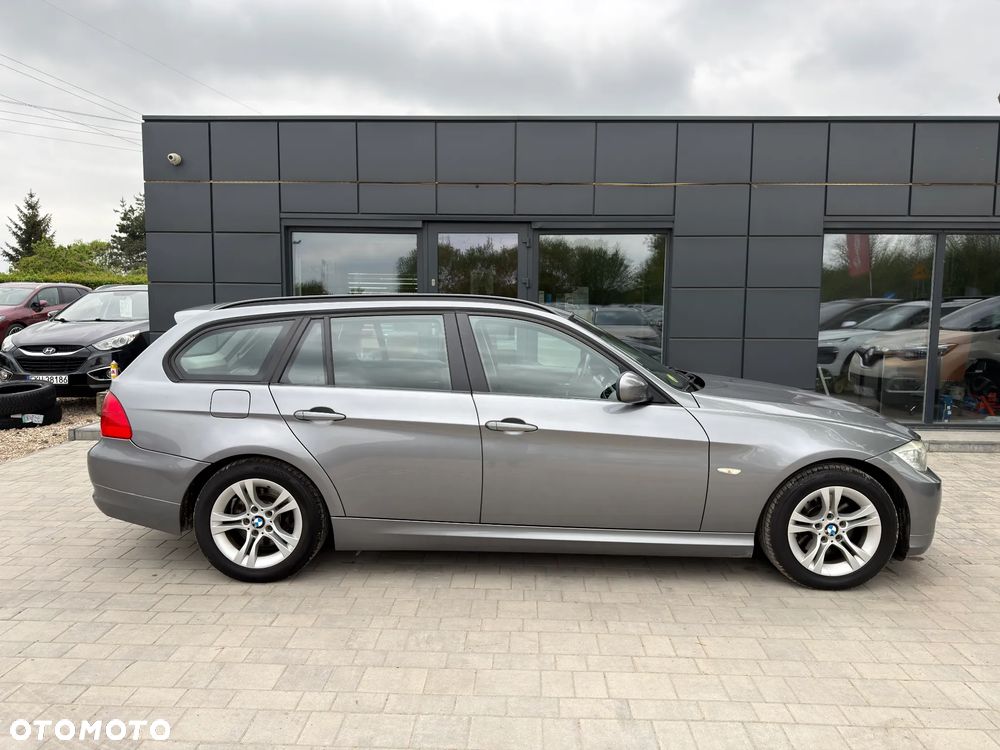 BMW Seria 3 318d - 18