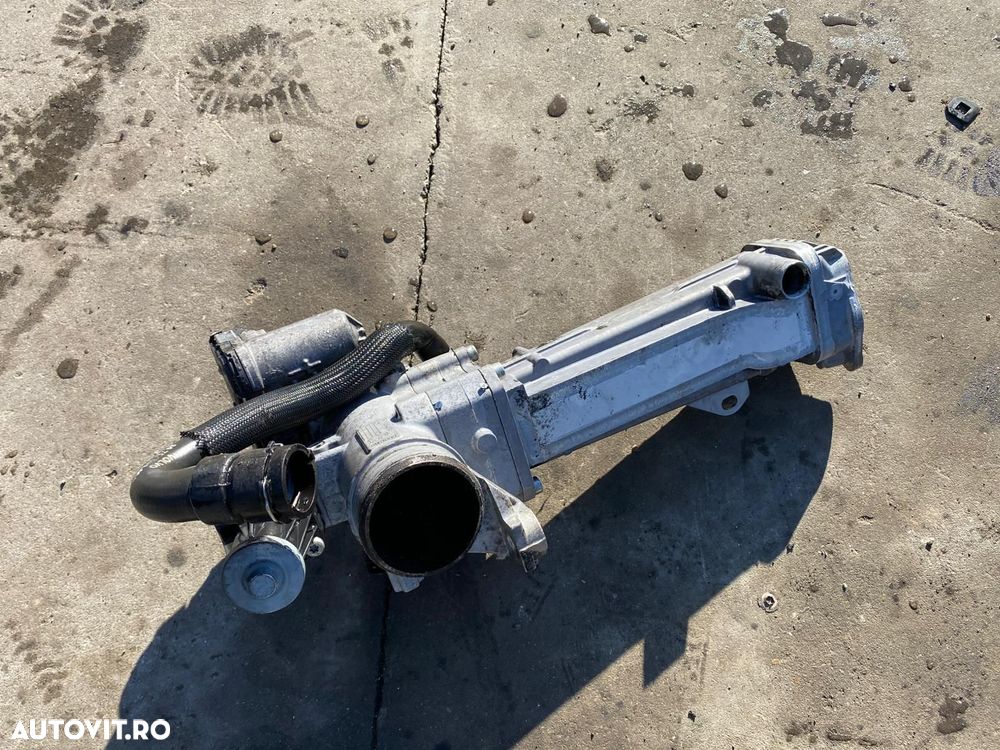 EGR Volvo S60 V60 XC70 XC60 V40 S40 31325030 30757778 36000998 - 5