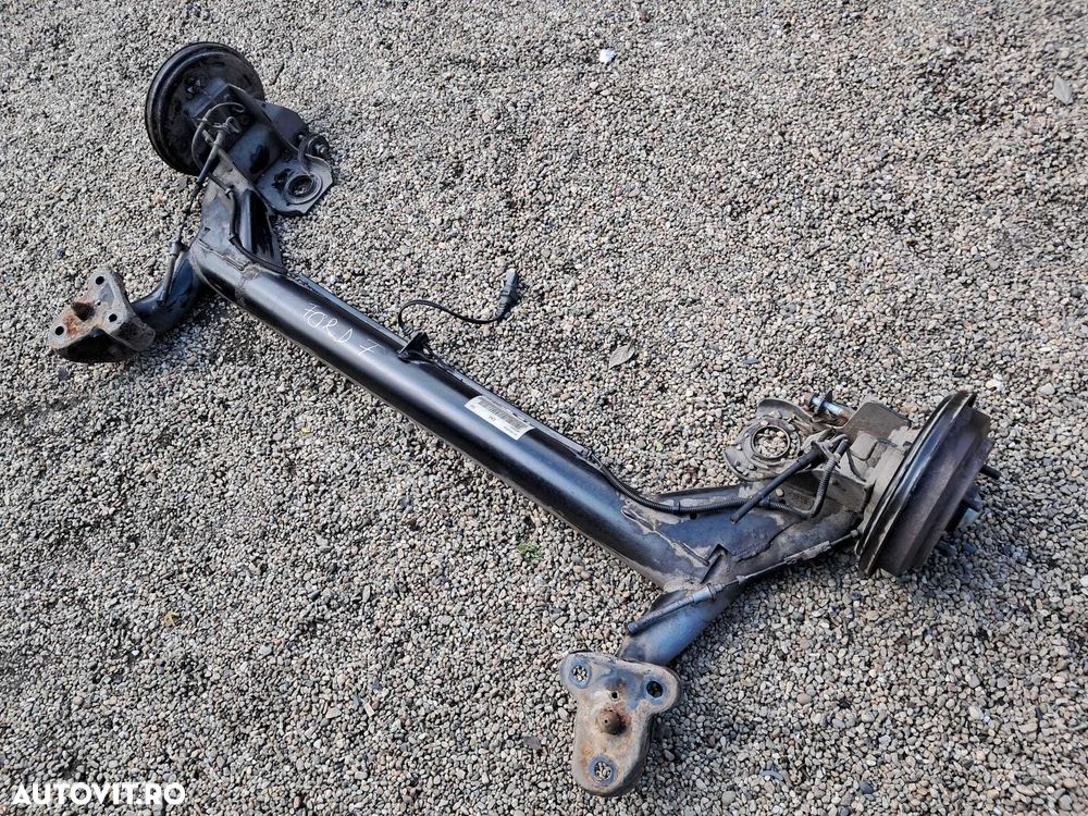 Ford Fusion, punte spate completa, pe tamburi. - 1