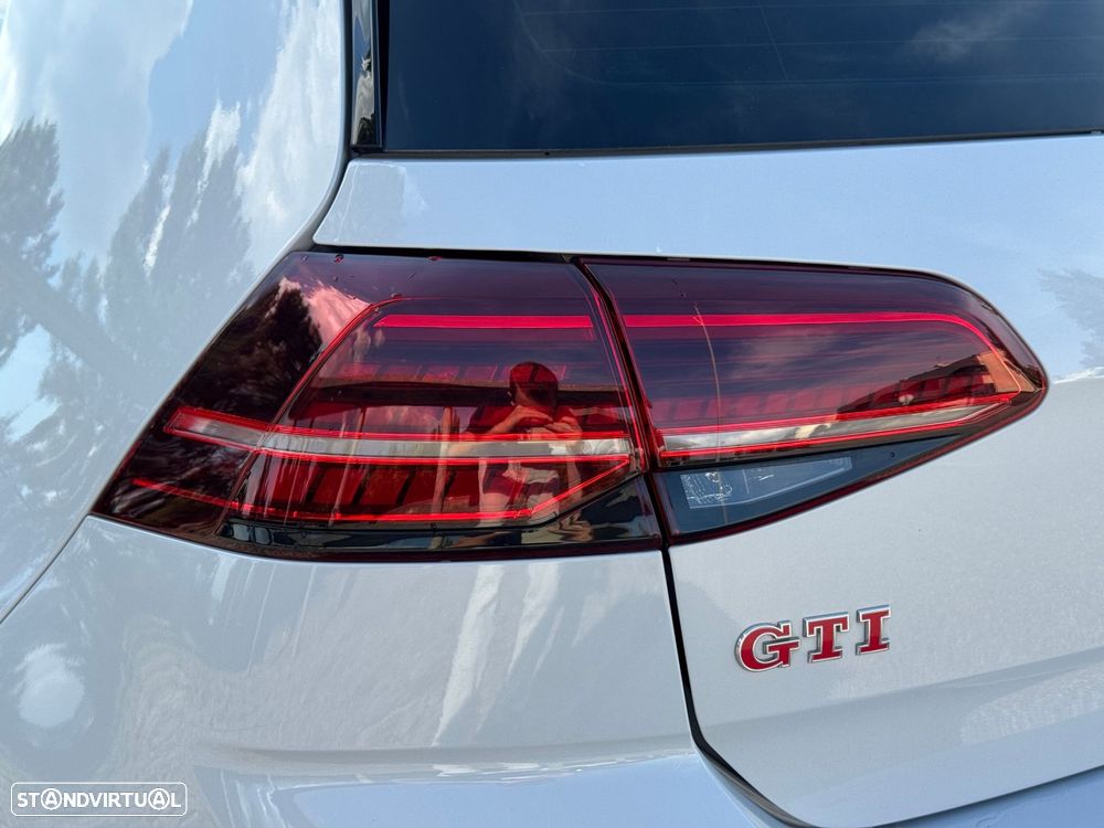 VW Golf 2.0 TSI GTI DSG Performance - 56