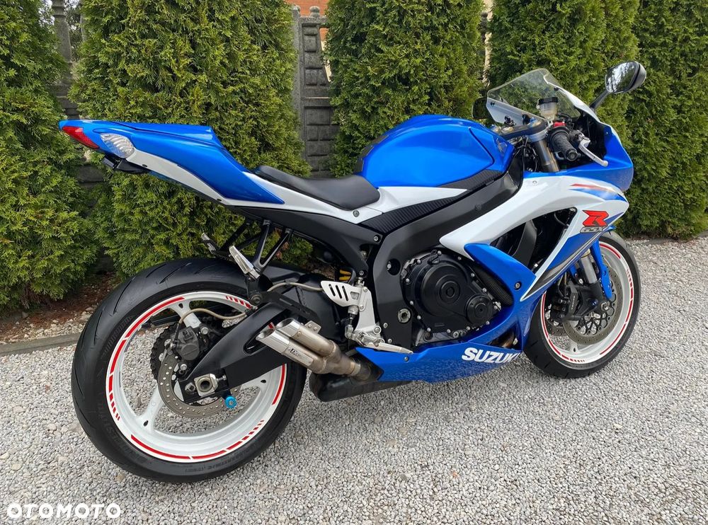 Suzuki GSX-R - 3
