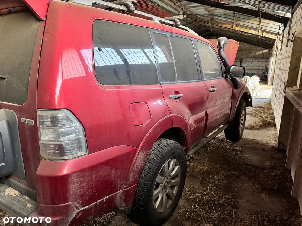 Mitsubishi Pajero 3.8 V6 Instyle - 4