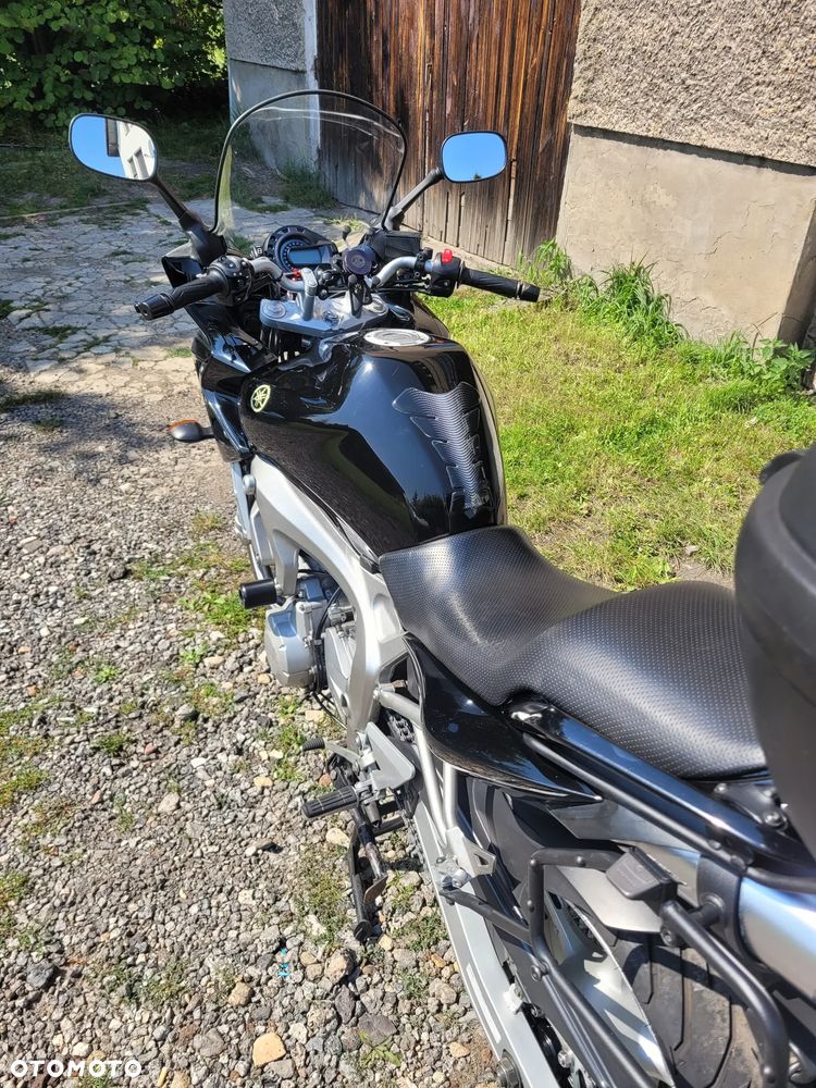 Yamaha FZ6 - 11