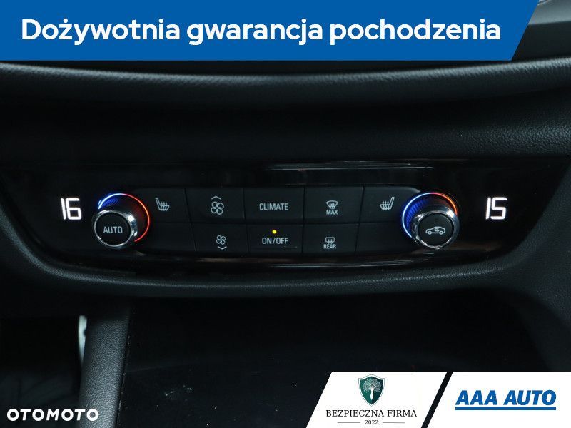 Opel Insignia - 21