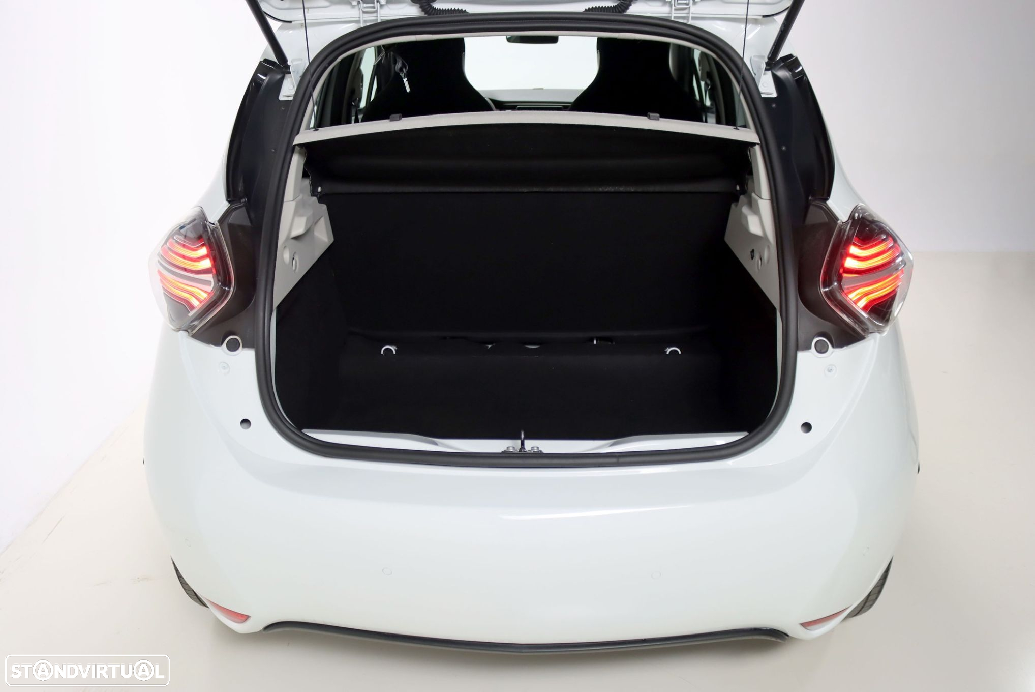Renault Zoe (s/ Bateria) Z.E. 50 LIFE - 27