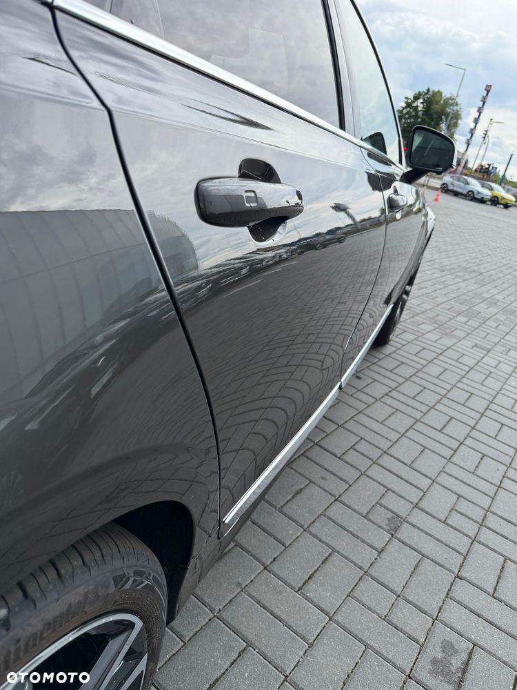 Volvo S90 D5 AWD R-Design - 10