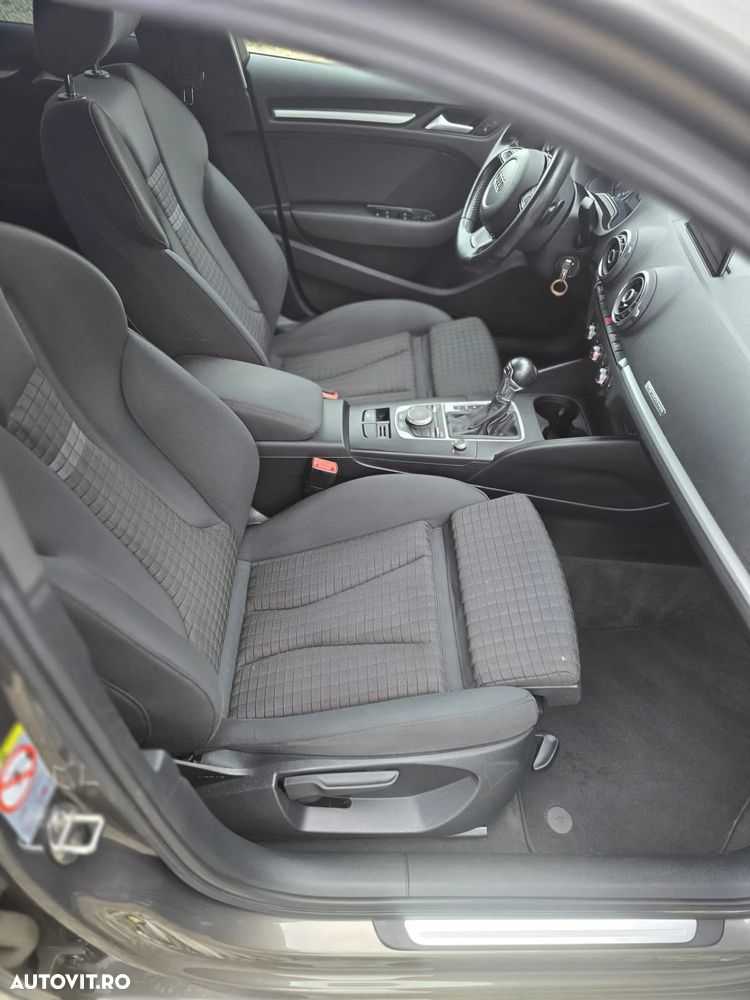 Audi A3 2.0 TDI Sportback quattro S tronic sport - 24