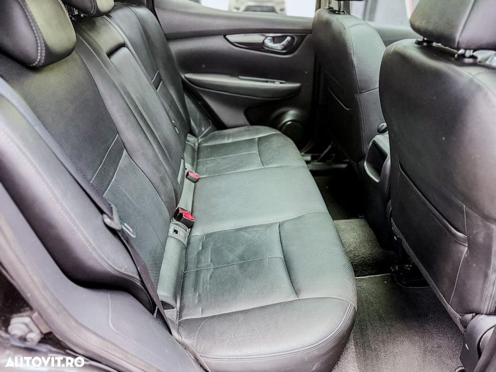 Nissan Qashqai 1.6 DCI TEKNA - 25