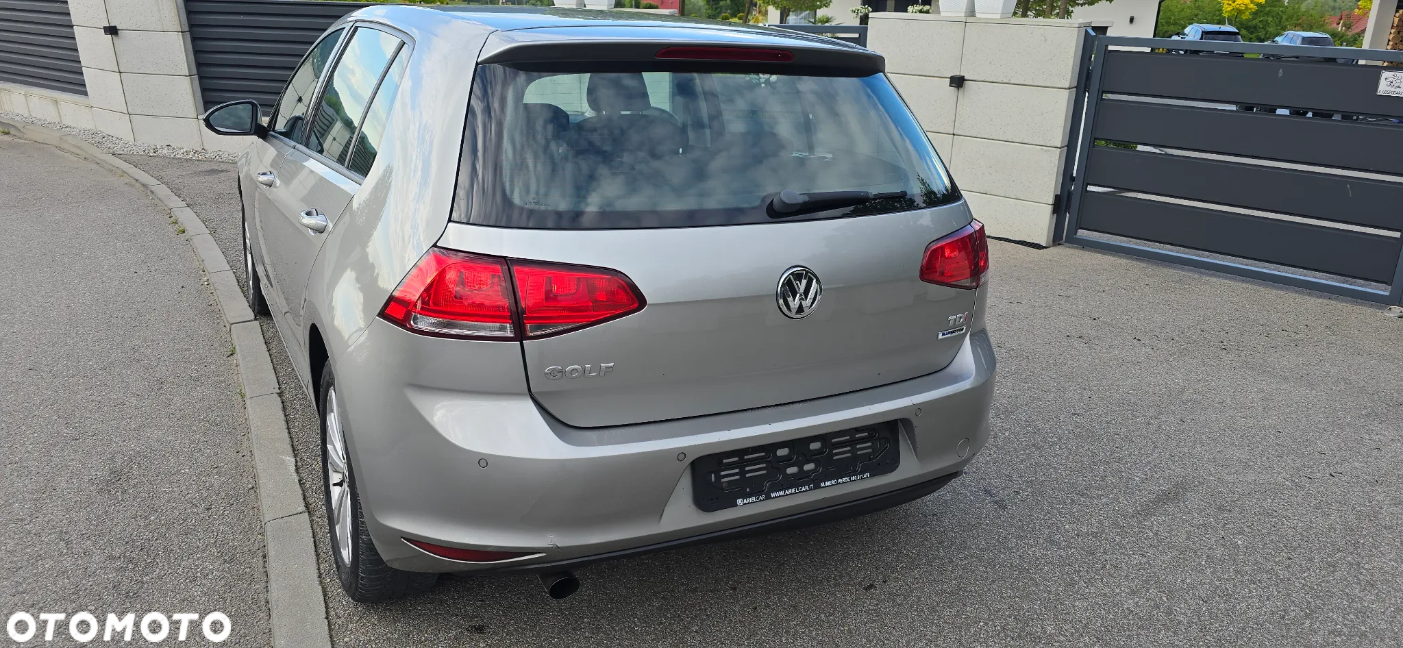 Volkswagen Golf 1.6 TDI BlueMotion Technology Trendline - 14