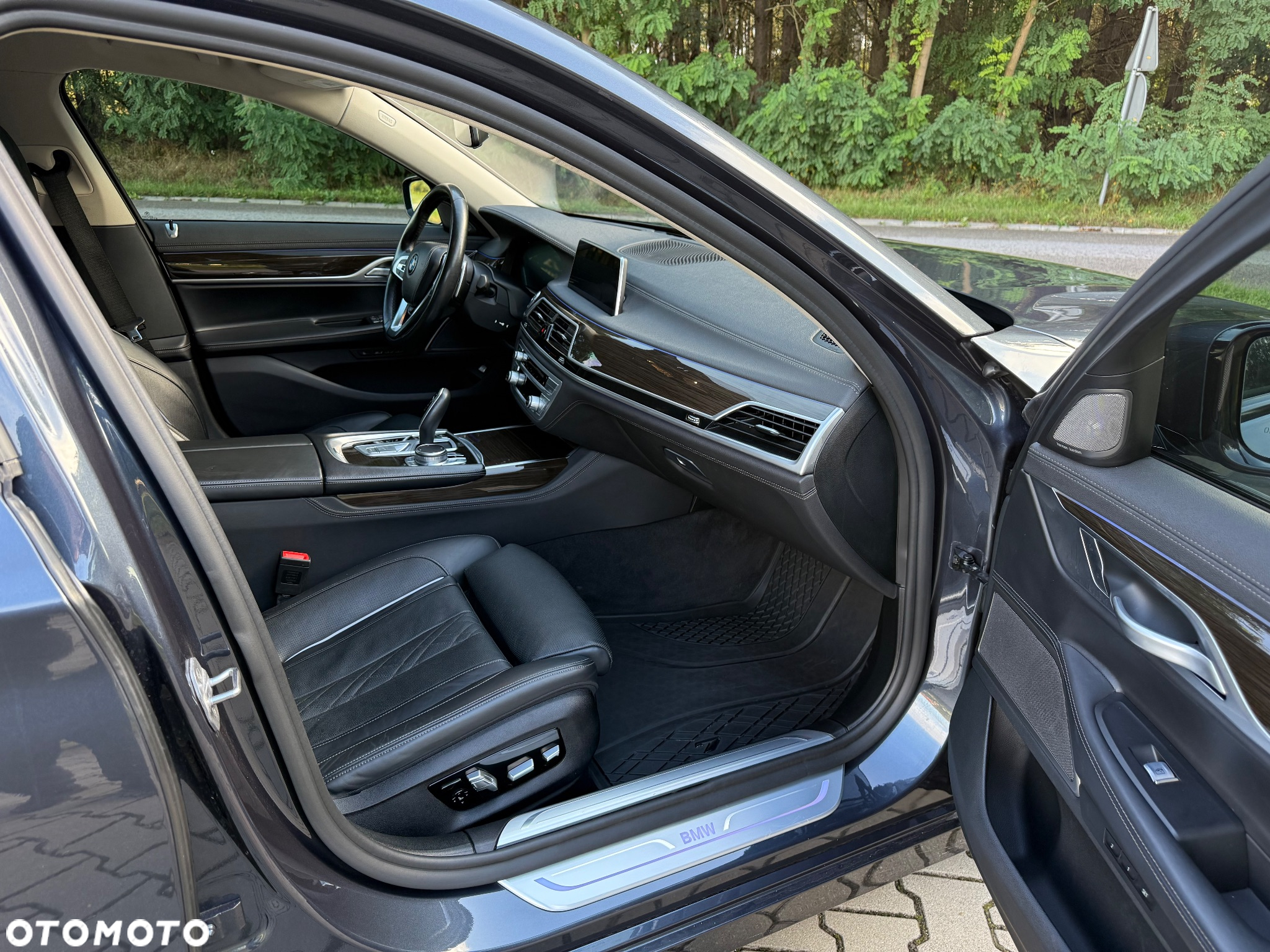 BMW Seria 7 740Li - 7