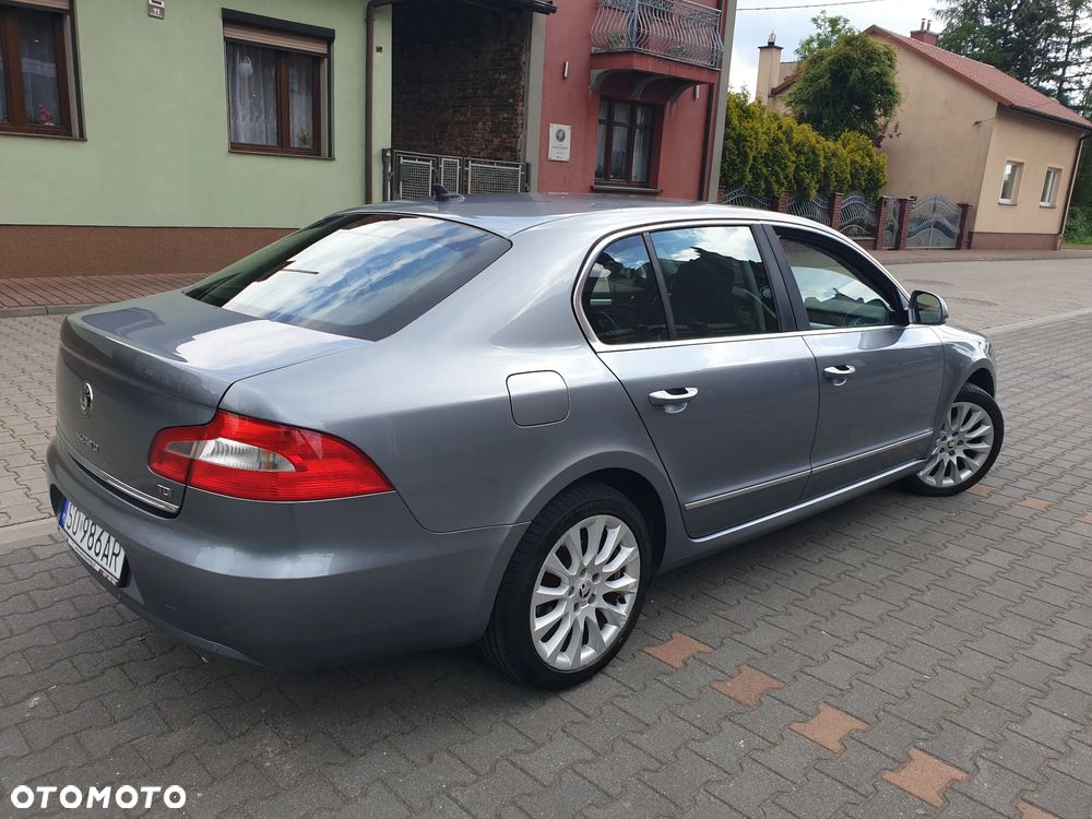 Skoda Superb 1.6 TDI Exclusive - 16