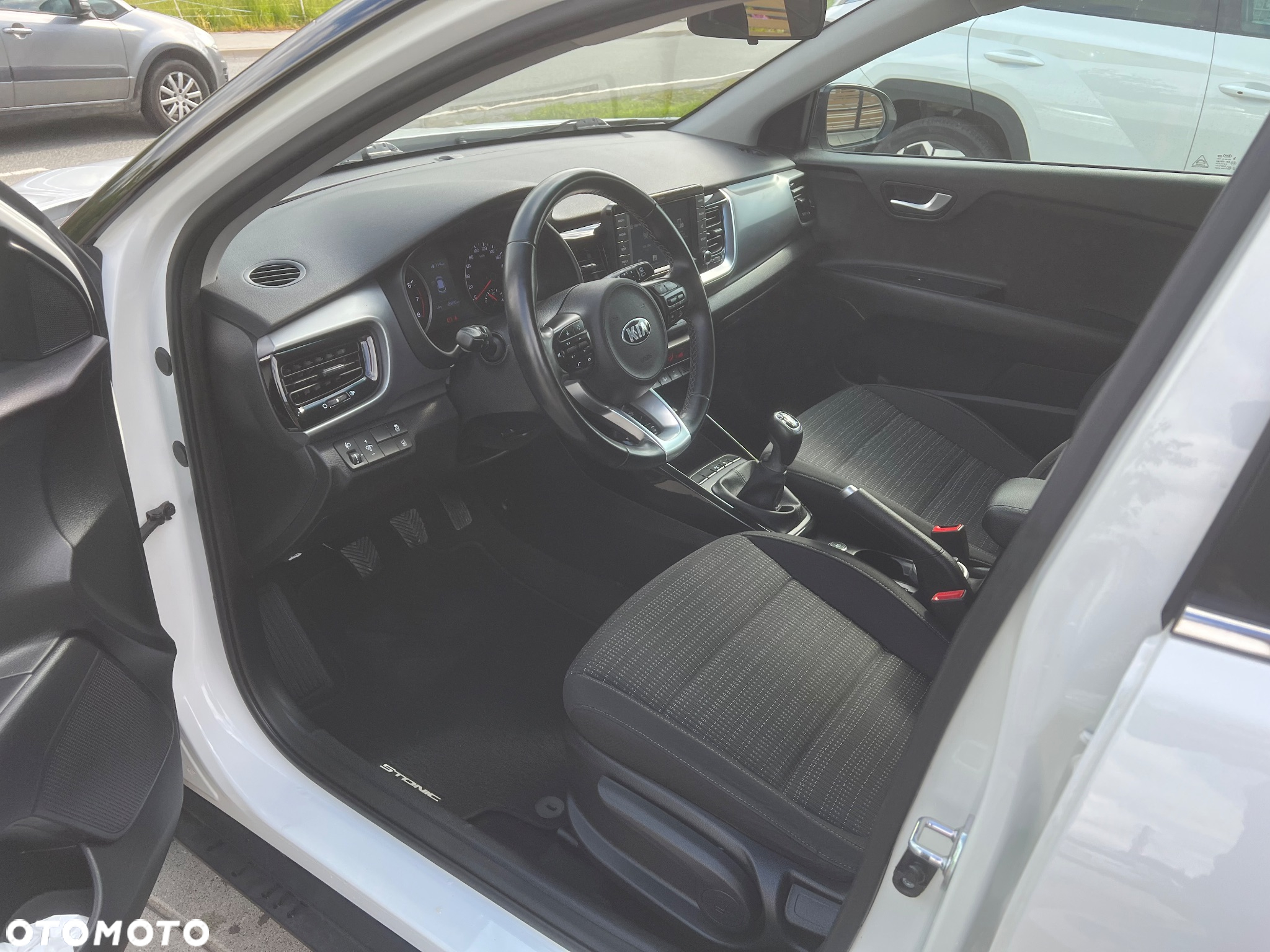 Kia Stonic 1.4 Edition 7 - 9