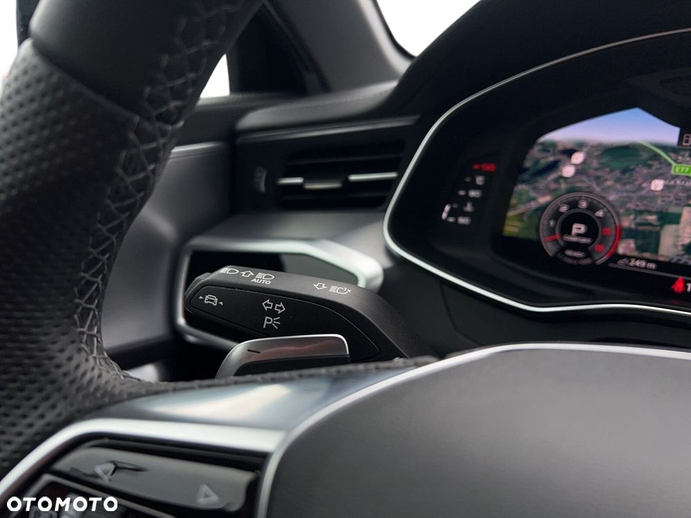 Audi A6 Avant - 33
