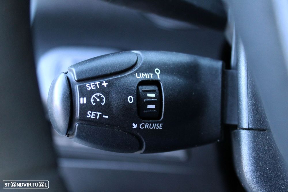 Peugeot Partner 1.5 BlueHDi Premium Longa - 9