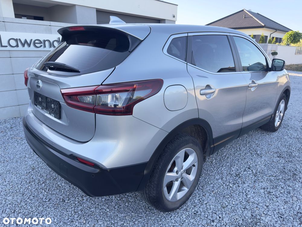 Nissan Qashqai 1.5 dCi N-Connecta - 8