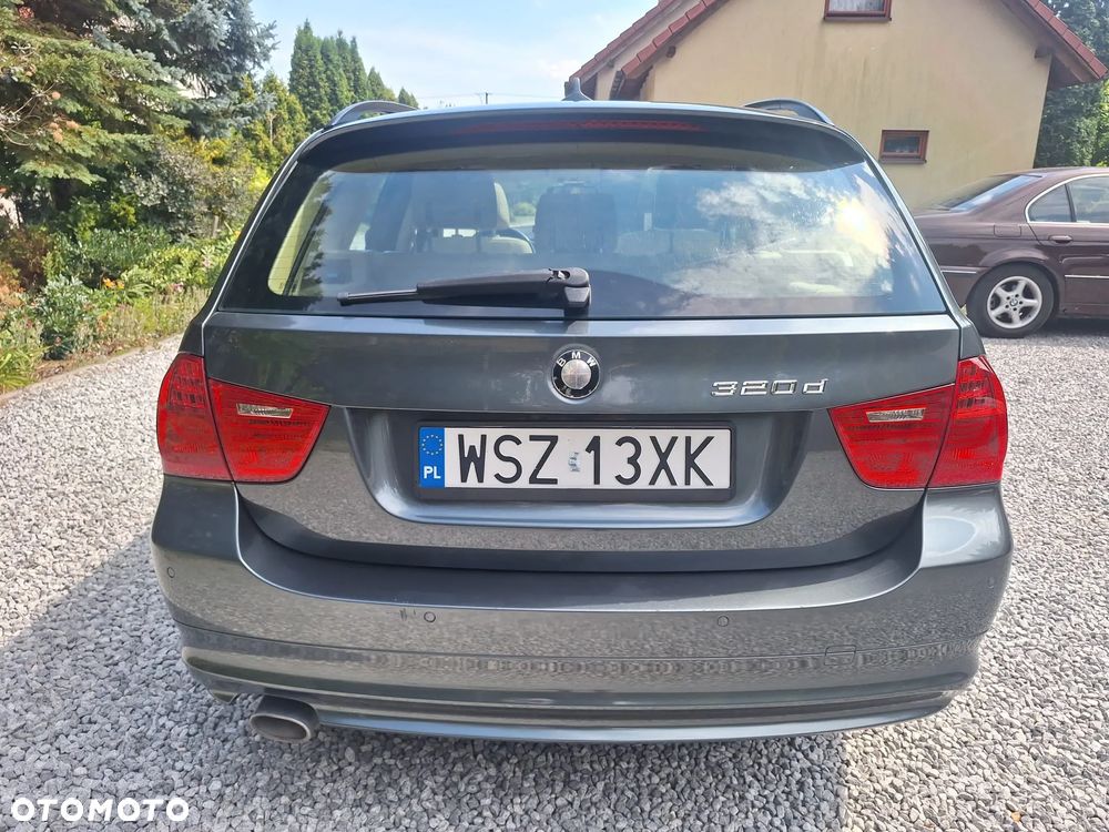 BMW Seria 3 320d - 8