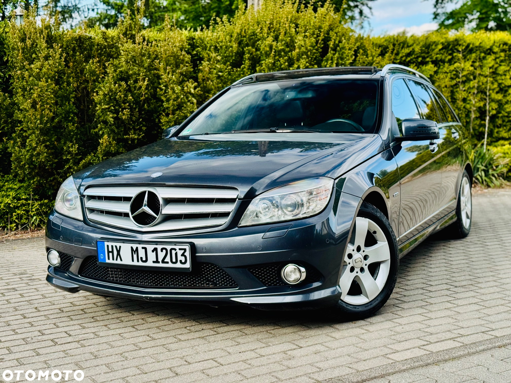 Mercedes-Benz Klasa C 220 (BlueTEC) d T 7G-TRONIC AMG Line - 3
