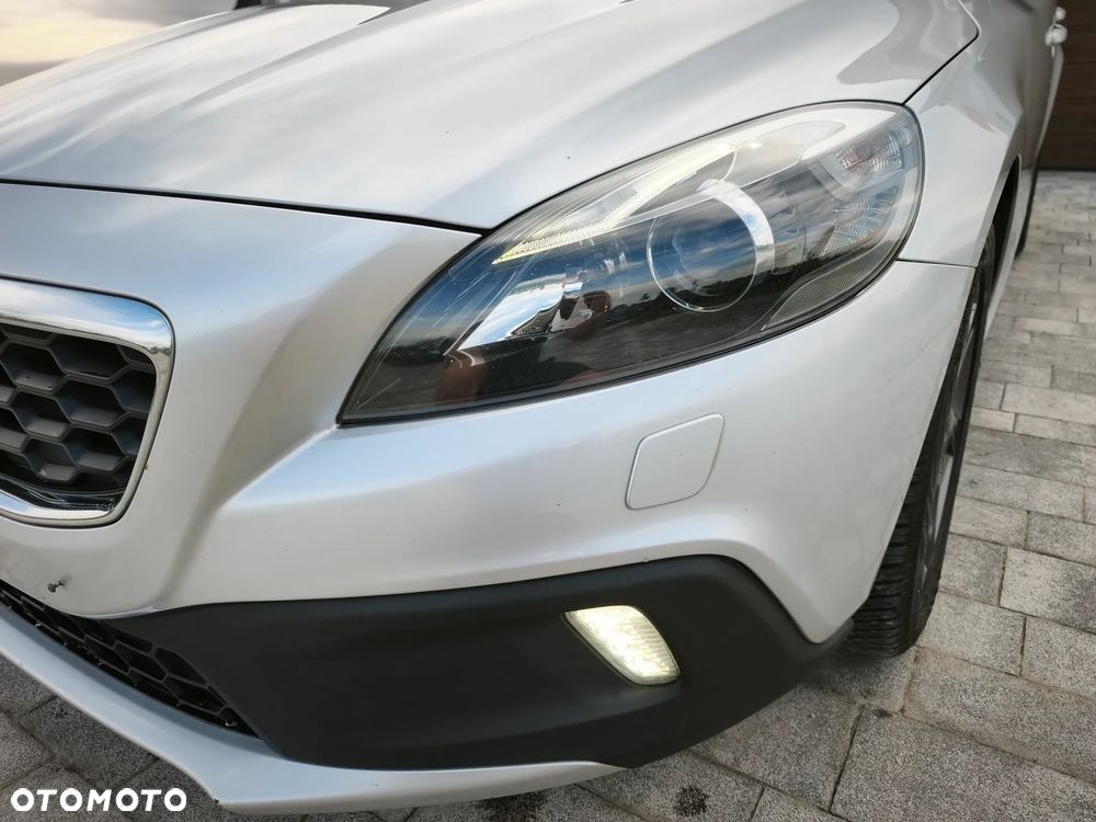 Volvo V40 Cross Country D2 - 39