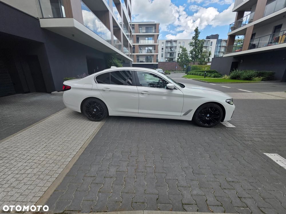 BMW Seria 5 518d Business Edition sport - 6