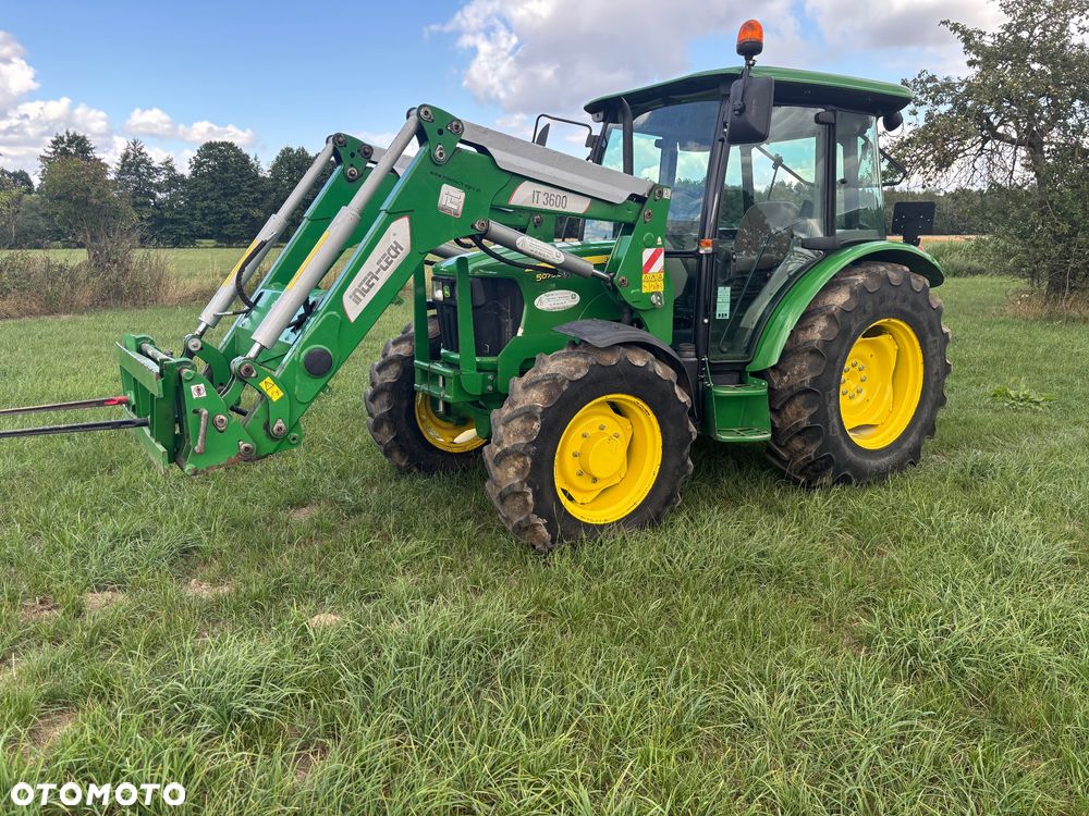 John Deere 5075E - 1